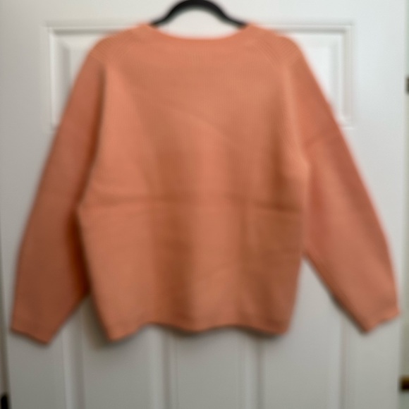 J.Crew Peach women’s long sleeve viscous sweater small. Brand new with tags - Picture 4 of 5